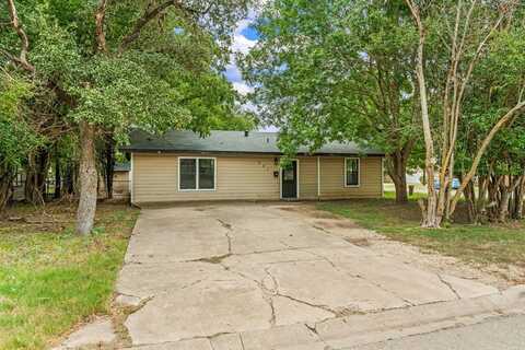 901 Ford St, Kerrville, TX 78028