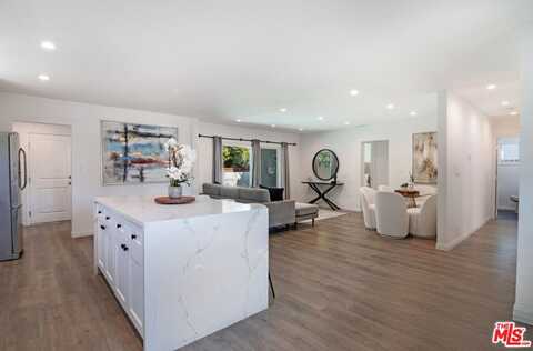 15405 Covello St, Van Nuys, CA 91406