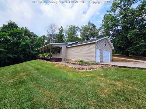 438 Tanglewood Drive, Point Pleasant, WV 25550