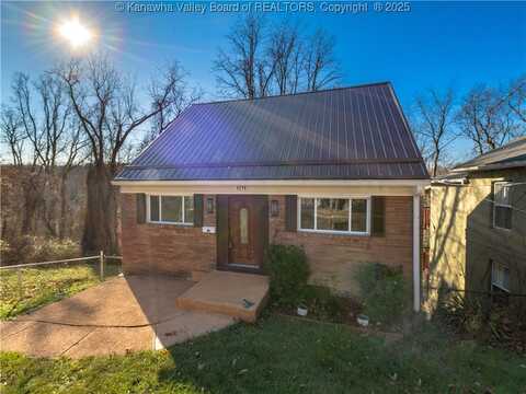 1216 Oakmont Road, Charleston, WV 25314