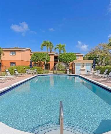 50 SE 12th St, Boca Raton, FL 33432