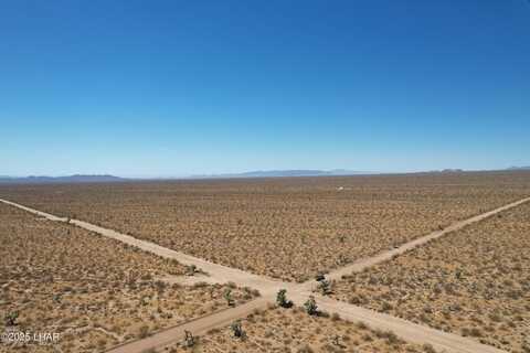 0 S Kit Carson Rd, Yucca, AZ 86438