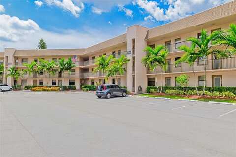 10304 Sunrise Lakes Blvd, Sunrise, FL 33322