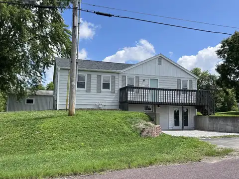 1523 Jefferson RD, Boonville, MO 65233