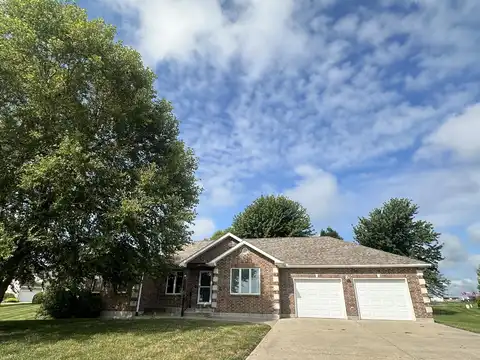 2541 Cypress Dr., Marshall, MO 65340