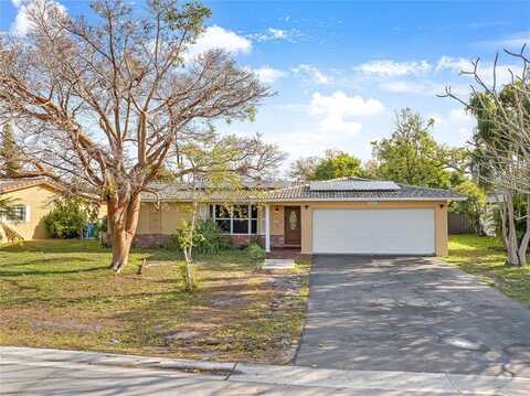 7961 NW 37th Dr, Coral Springs, FL 33065
