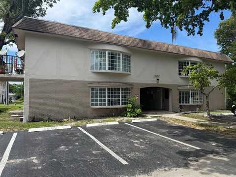 5201 NW 18th St, Lauderhill, FL 33313