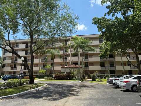 2768 S Carambola Cir S, Coconut Creek, FL 33066