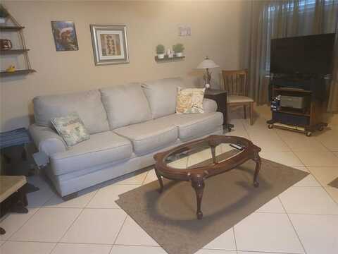 2240 Johnson St, Hollywood, FL 33020