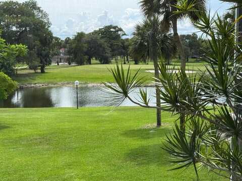 3507 Oaks Way, Pompano Beach, FL 33069