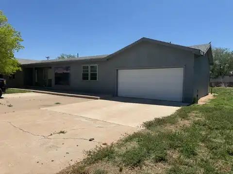 107 Ave G, Farwell, TX 79325