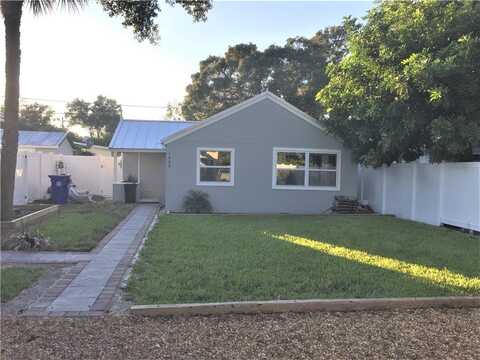 1809 21st Avenue, Vero Beach, FL 32960