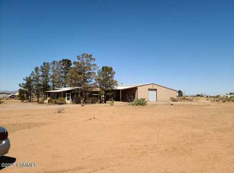9355 Luna Vista Road, Las Cruces, NM 88012