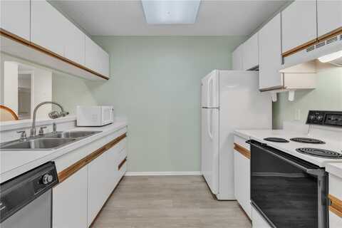 3 Plantation Drive unit: 103, Vero Beach, FL 32966