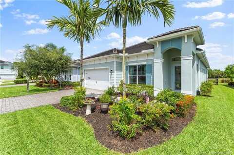4713 SW Briarwood Court, Stuart, FL 34997