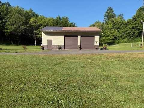 10007 Highway 421 unit: B, McKee, KY 40447