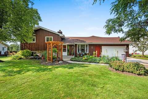 213 W BARRETT Street, SAINT CLOUD, WI 53079