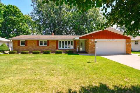 2113 KASSNER Drive, GREEN BAY, WI 54304