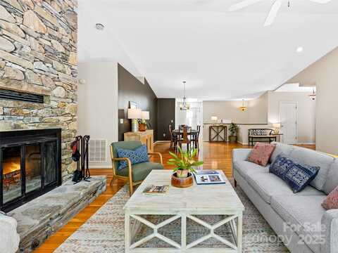 150 Sondley Parkway, Asheville, NC 28805
