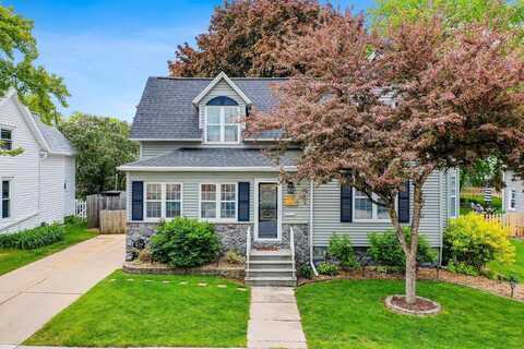 633 S MICHIGAN Street, DE PERE, WI 54115