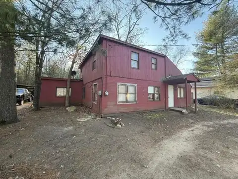 413 W WASHINGTON Avenue, REDGRANITE, WI 54937