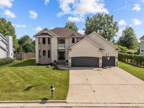 231 BOSWORTH Lane, NEENAH, WI 54956