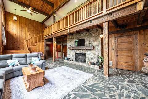 3245 Frank Martin Lane, Lenoir, NC 28645