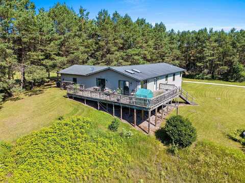 E2615 NUCLEAR Road, KEWAUNEE, WI 54216