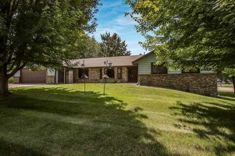 302 Summit Court, Chippewa Falls, WI 54729