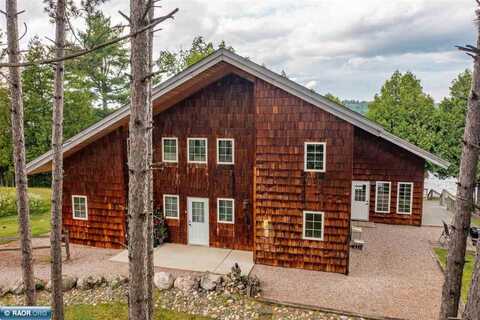 105 N Klondike Dr, Ely, MN 55731