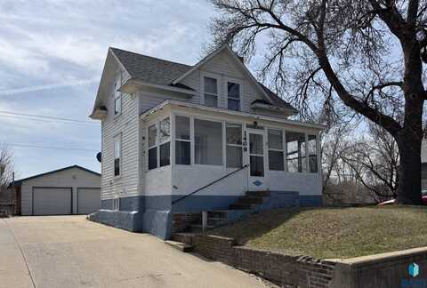 1409 E Rice St, Sioux Falls, SD 57103