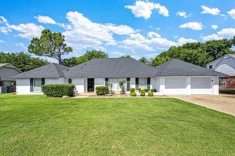 1112 NW Becontree Dr, Lawton, OK 73505