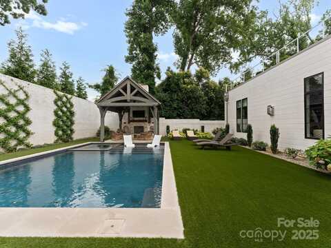 2837 Kenwood Sharon Lane, Charlotte, NC 28211