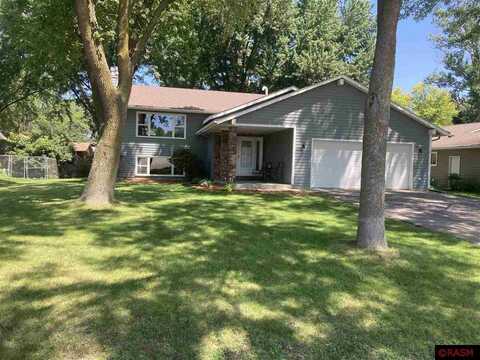 120 Mary Circle, North Mankato, MN 56003