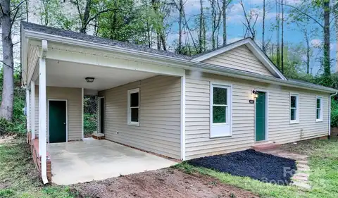 817 32nd Street Drive NE, Conover, NC 28613