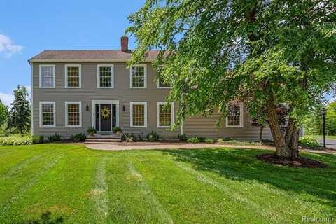 5436 Green Bank Drive, Grand Blanc, MI 48439