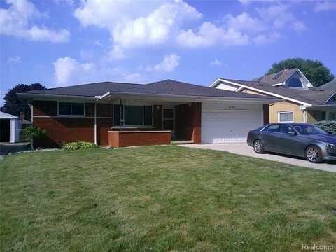 22647 Revere Street, Saint Clair Shores, MI 48080