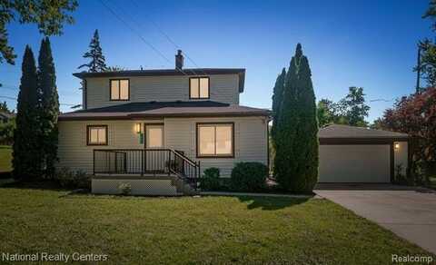 1089 Tecumseh Avenue, Waterford, MI 48327