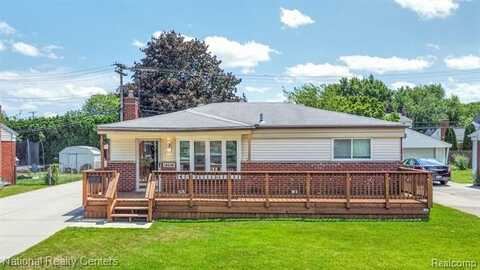 18630 Woodbine, Fraser, MI 48026