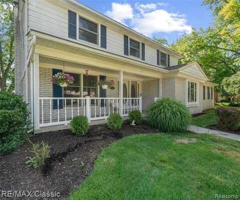 25067 Skye Drive, Farmington Hills, MI 48336
