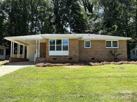 5320 Dolphin Lane, Charlotte, NC 28215