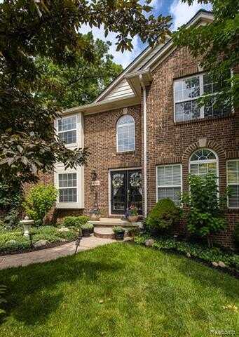 4500 Red Oak Boulevard, Waterford, MI 48329