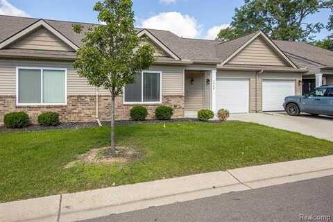 2489 Hatchery Crossing Drive, Waterford, MI 48329