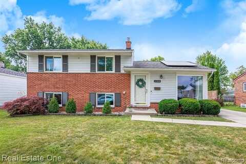 2344 Winston, Sterling Heights, MI 48310