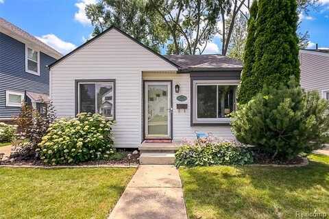 2216 Barrett Avenue, Royal Oak, MI 48067