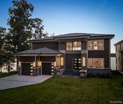 1760 Hamilton Drive, Bloomfield Hills, MI 48302