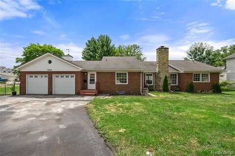 701 Pointe Tremble Road, Algonac, MI 48001