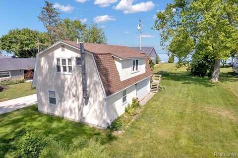 7937 Lakeview Drive, Lexington, MI 48450