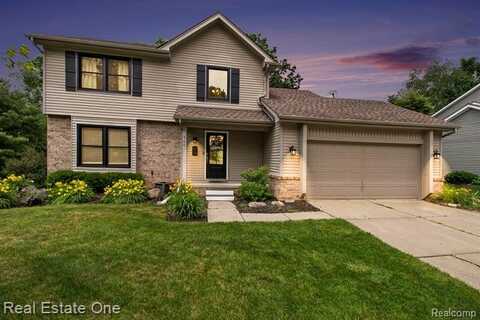 964 Abbey Lane, Milford, MI 48381