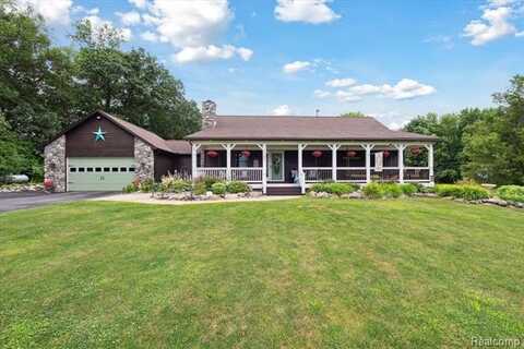 11247 Roberts Road, Stockbridge, MI 49285